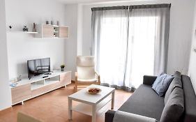 Amplio con Parking, Club y Piscina junto a Sevilla
